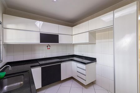 Casa à venda com 175m², 3 quartos e 3 vagasCozinha