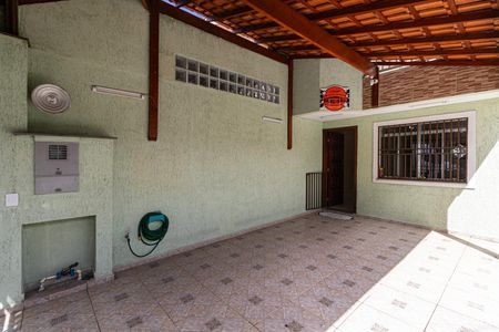Casa à venda com 175m², 3 quartos e 3 vagasGaragem