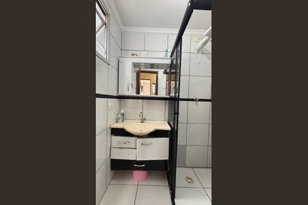 Apartamento à venda com 54m², 2 quartos e 1 vaga Apartamento à venda com 54m², 2 quartos e 1 vagaBanheiro