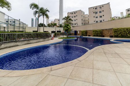 Apartamento para alugar com 42m², 2 quartos e 1 vaga Apartamento para alugar com 42m², 2 quartos e 1 vagaÁrea comum - Piscina