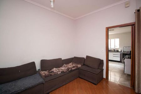 Casa à venda com 240m², 5 quartos e sem vaga Casa à venda com 240m², 5 quartos e sem vaga Sala casa 1