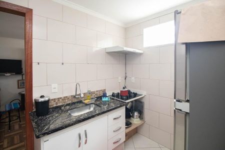 Casa à venda com 240m², 5 quartos e sem vaga Casa à venda com 240m², 5 quartos e sem vagaCozinha casa 2