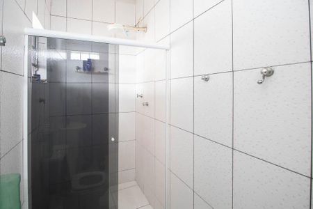 Casa à venda com 240m², 5 quartos e sem vaga Casa à venda com 240m², 5 quartos e sem vagaBanheiro 2 casa 1