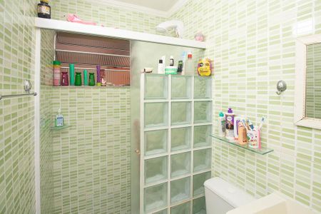 Casa à venda com 240m², 5 quartos e sem vaga Casa à venda com 240m², 5 quartos e sem vagaBanheiro casa 3