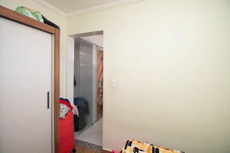 Casa à venda com 240m², 5 quartos e sem vaga Casa à venda com 240m², 5 quartos e sem vagaQuarto 2 casa 3