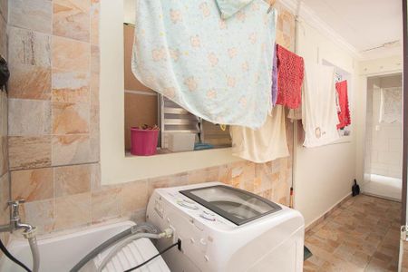 Casa à venda com 240m², 5 quartos e sem vaga Casa à venda com 240m², 5 quartos e sem vagaÁrea de Serviço casa 3