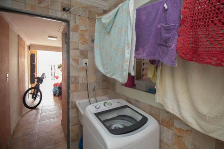 Casa à venda com 240m², 5 quartos e sem vaga Casa à venda com 240m², 5 quartos e sem vagaÁrea de Serviço casa 3