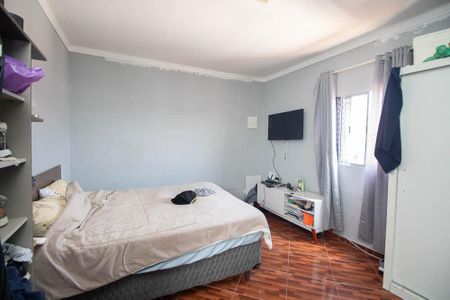 Casa à venda com 240m², 5 quartos e sem vaga Casa à venda com 240m², 5 quartos e sem vagaQuarto 2 casa 1