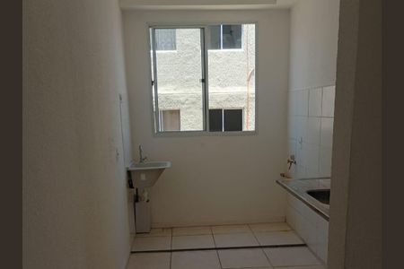 Cozinha de apartamento para alugar com 2 quartos, 42m² em Jardim Brasilia, Betim