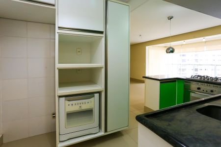 Apartamento para alugar com 106m², 2 quartos e 2 vagasCozinha