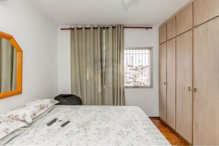 Casa à venda com 3 quartos, 305m² em Vila Lucia Elvira, São Paulo