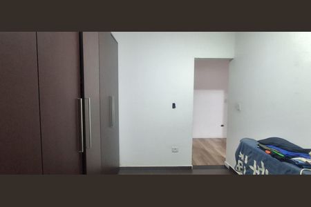 Casa à venda com 300m², 3 quartos e 3 vagas Casa à venda com 300m², 3 quartos e 3 vagasQuarto 2