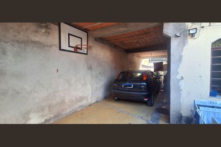 Casa à venda com 300m², 3 quartos e 3 vagas Casa à venda com 300m², 3 quartos e 3 vagasGaragem