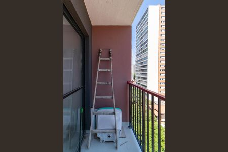 Apartamento à venda com 38m², 2 quartos e sem vaga Apartamento à venda com 38m², 2 quartos e sem vagaVaranda