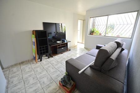 Sala de apartamento à venda com 3 quartos, 91m² em Parque Anhanguera, Goiânia