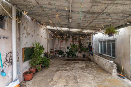 Casa à venda com 500m², 2 quartos e 1 vagaCasa 1 - Quintal 