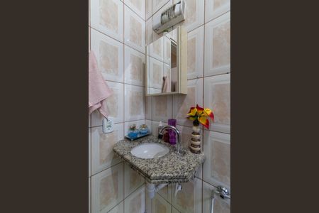 Casa à venda com 500m², 2 quartos e 1 vagaCasa 1 - Banheiro 2