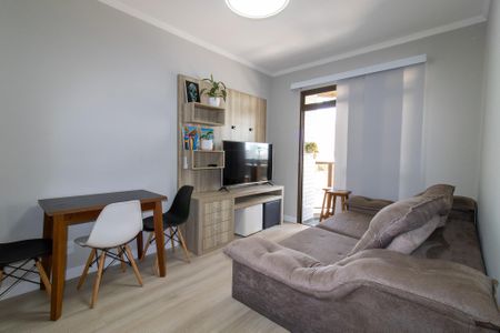 Sala de apartamento para alugar com 2 quartos, 58m² em Cambuí, Campinas