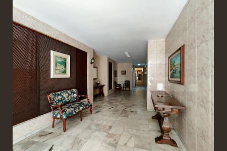 Apartamento à venda com 98m², 3 quartos e sem vagaFachada e portaria