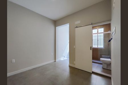 Apartamento à venda com 98m², 3 quartos e sem vagaSuíte