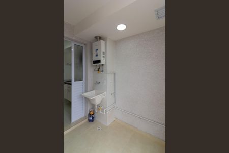 Apartamento para alugar com 42m², 2 quartos e 1 vaga Apartamento para alugar com 42m², 2 quartos e 1 vagaÁrea de Serviço
