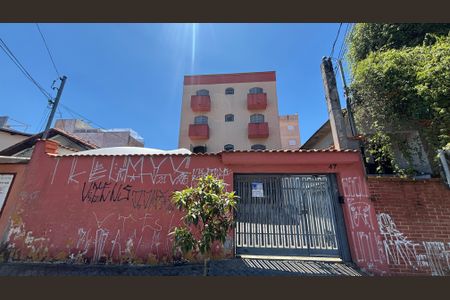 Apartamento à venda com 55m², 2 quartos e 1 vaga Apartamento à venda com 55m², 2 quartos e 1 vagaFachada