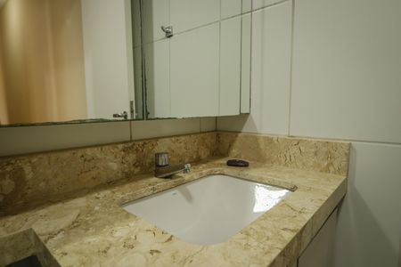 Apartamento para alugar com 50m², 2 quartos e 1 vaga Apartamento para alugar com 50m², 2 quartos e 1 vagaBanheiro