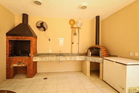 Apartamento para alugar com 50m², 2 quartos e 1 vaga Apartamento para alugar com 50m², 2 quartos e 1 vagaÁrea comum - Churrasqueira