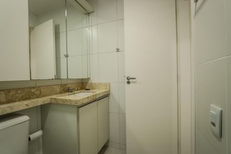 Apartamento para alugar com 50m², 2 quartos e 1 vaga Apartamento para alugar com 50m², 2 quartos e 1 vagaBanheiro