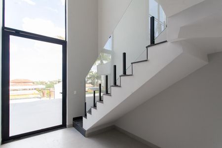 Casa à venda com 1000m², 4 quartos e 10 vagas Casa à venda com 1000m², 4 quartos e 10 vagasHall de entrada