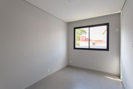 Casa à venda com 1000m², 4 quartos e 10 vagas Casa à venda com 1000m², 4 quartos e 10 vagasQuarto 2
