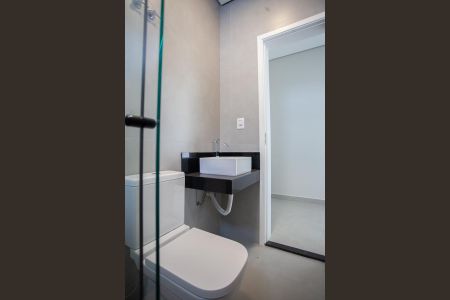 Casa à venda com 1000m², 4 quartos e 10 vagas Casa à venda com 1000m², 4 quartos e 10 vagasBanheiro da Suíte 2