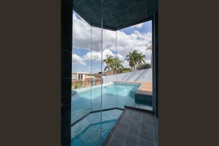 Casa à venda com 1000m², 4 quartos e 10 vagas Casa à venda com 1000m², 4 quartos e 10 vagasSauna
