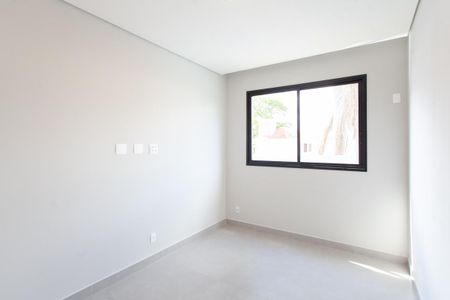 Casa à venda com 1000m², 4 quartos e 10 vagas Casa à venda com 1000m², 4 quartos e 10 vagasQuarto 1