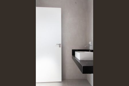 Casa à venda com 1000m², 4 quartos e 10 vagas Casa à venda com 1000m², 4 quartos e 10 vagasBanheiro Social
