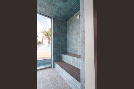 Casa à venda com 1000m², 4 quartos e 10 vagas Casa à venda com 1000m², 4 quartos e 10 vagasSauna