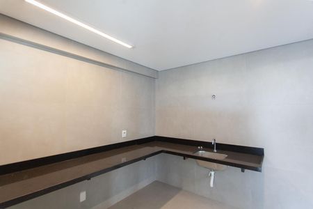 Casa à venda com 1000m², 4 quartos e 10 vagas Casa à venda com 1000m², 4 quartos e 10 vagasÁrea de Serviço