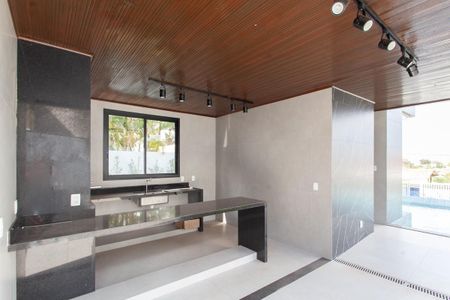 Casa à venda com 1000m², 4 quartos e 10 vagas Casa à venda com 1000m², 4 quartos e 10 vagasEspaço Gourmet