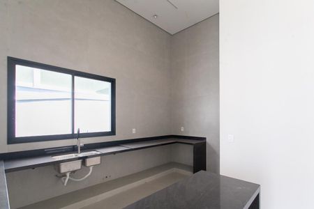 Casa à venda com 1000m², 4 quartos e 10 vagas Casa à venda com 1000m², 4 quartos e 10 vagasCozinha