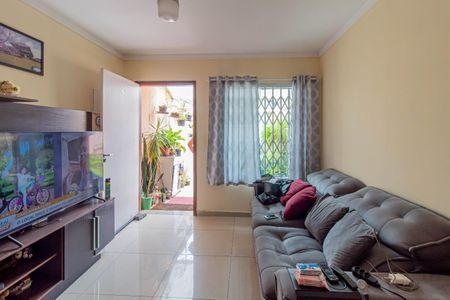 Sala de casa à venda com 3 quartos, 90m² em Parque Maria Luiza, São Paulo