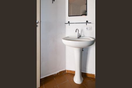 Apartamento para alugar com 32m², 0 quarto e 1 vaga Apartamento para alugar com 32m², 0 quarto e 1 vagaBanheiro Social