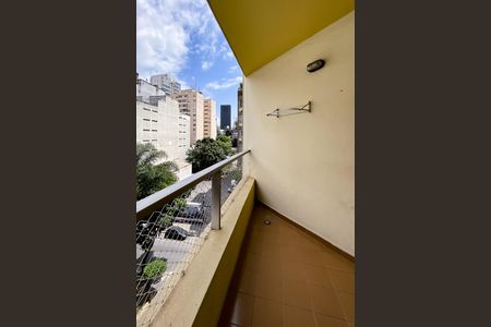 Apartamento para alugar com 32m², 0 quarto e 1 vaga Apartamento para alugar com 32m², 0 quarto e 1 vagaSacada
