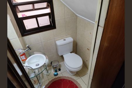 Casa à venda com 164m², 3 quartos e 3 vagas Casa à venda com 164m², 3 quartos e 3 vagasLavabo