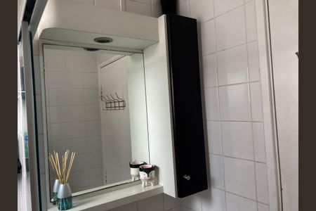 Apartamento à venda com 50m², 2 quartos e 1 vaga Apartamento à venda com 50m², 2 quartos e 1 vagaBanheiro