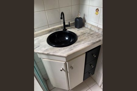 Apartamento à venda com 50m², 2 quartos e 1 vaga Apartamento à venda com 50m², 2 quartos e 1 vagaBanheiro