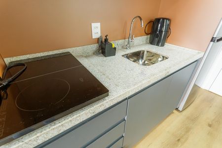 Studio à venda com 29m², 1 quarto e sem vaga Studio à venda com 29m², 1 quarto e sem vagaCozinha