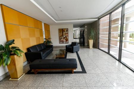 Apartamento para alugar com 140m², 4 quartos e 3 vagas Apartamento para alugar com 140m², 4 quartos e 3 vagasHall de Entrada