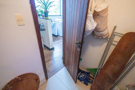 Casa à venda com 1100m², 6 quartos e 10 vagas Casa à venda com 1100m², 6 quartos e 10 vagasDespensa