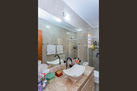 Casa à venda com 270m², 5 quartos e 3 vagasBanheiro suite