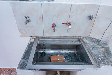 Casa à venda com 270m², 5 quartos e 3 vagasÁrea de Serviço - edícula 2